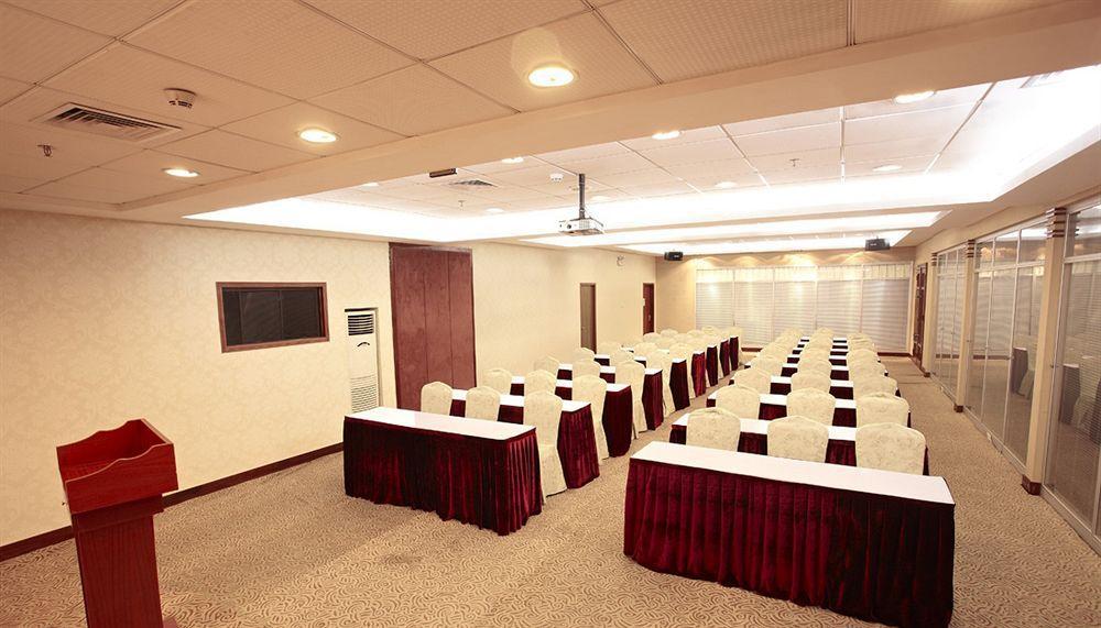 Warm Yes Business Hotel Гуанчжоу Экстерьер фото