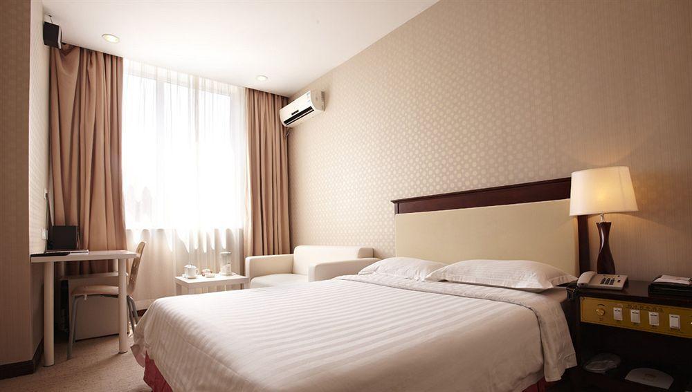 Warm Yes Business Hotel Гуанчжоу Экстерьер фото