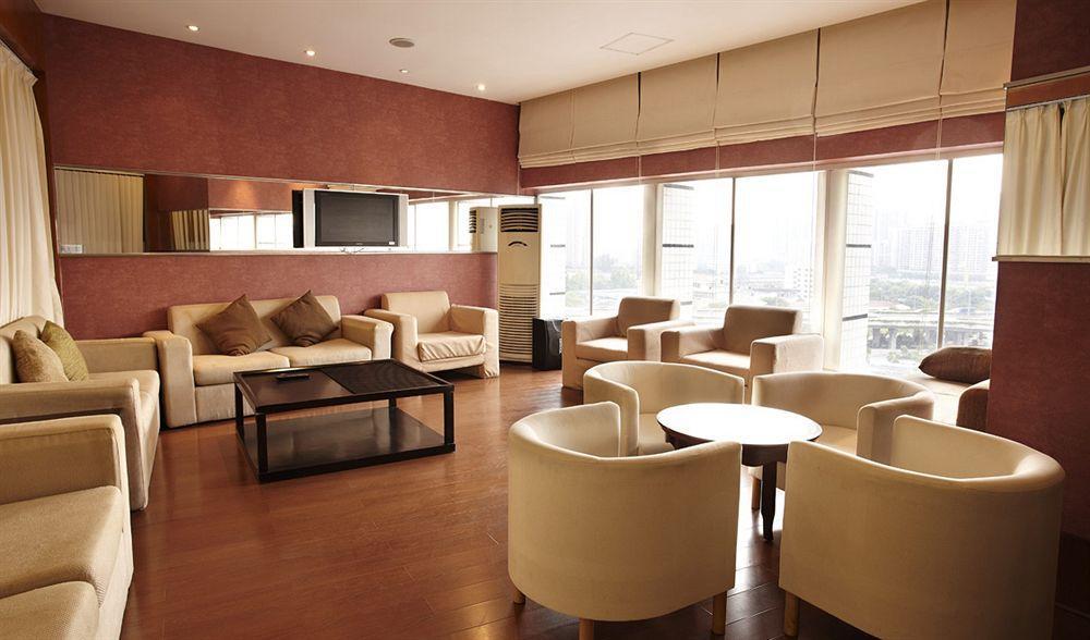 Warm Yes Business Hotel Гуанчжоу Экстерьер фото