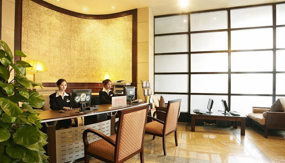 Warm Yes Business Hotel Гуанчжоу Экстерьер фото